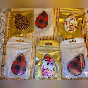 Lot of Fashion Earrings